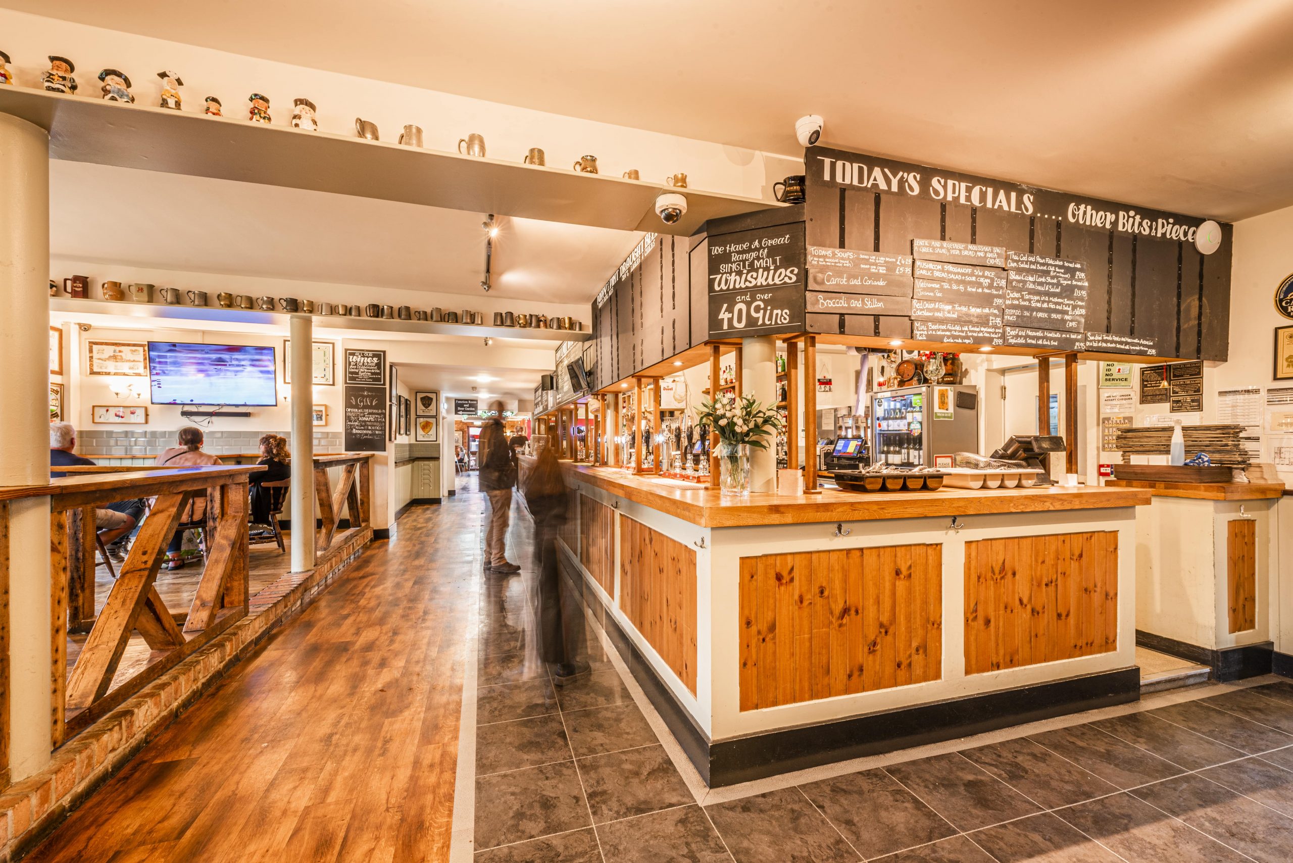 Poppy and Pint Castle Rock Brewery